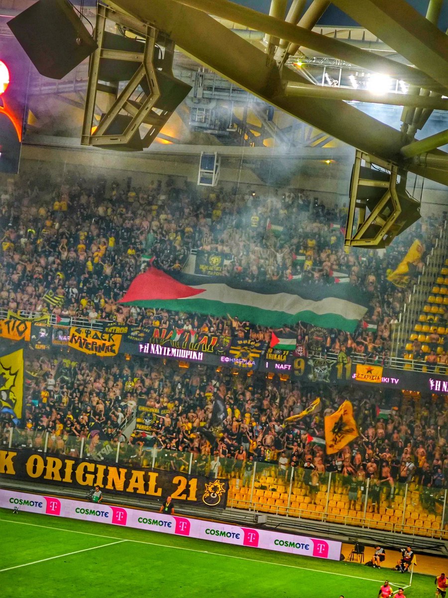 L’AEK sera toujours du bon côté de l’Histoire.