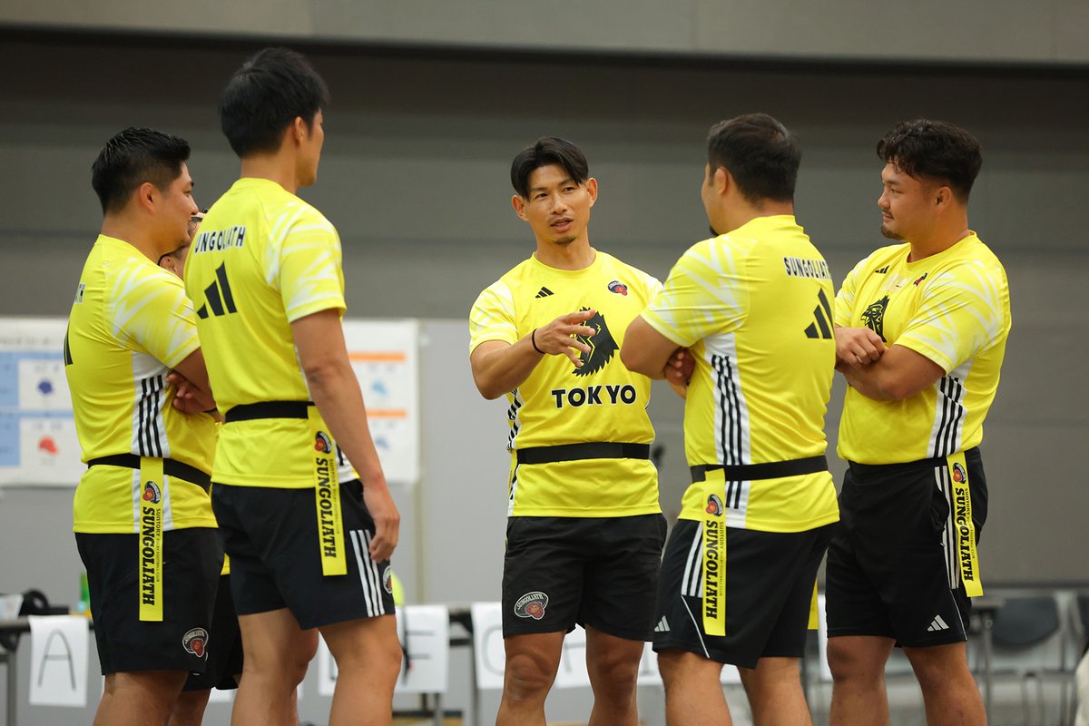 『強い気持ちを持って動画を作っています』

現役時代のサンゴアスキャップは100を超え、スピードと粘り強さとディフェンスに定評のあった長友地域連携リーダー。自ら撮影し制作する動画がクローズアップされている現在、どんな仕事をしているのでしょうか？
suntory.co.jp/culture-sports…