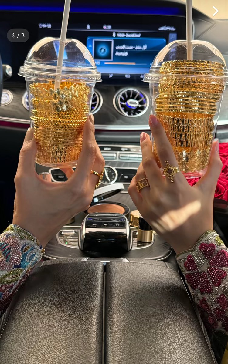 F4shionall's tweet photo. قولد لاتيه 😋 https://t.co/qd64ps71i2