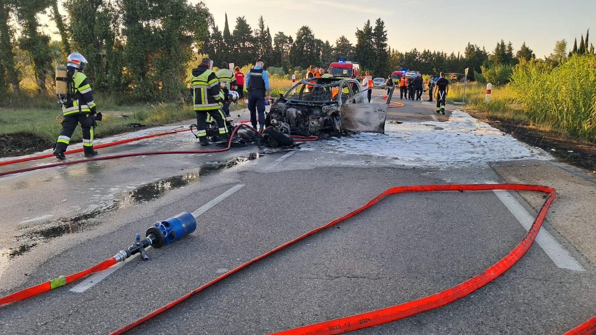 🔴 INFO BFMTV
Bouches-du-Rhône: deux hommes qui tiraient en l'air depuis un scooter percutés, un mort
l.bfmtv.com/lu7u