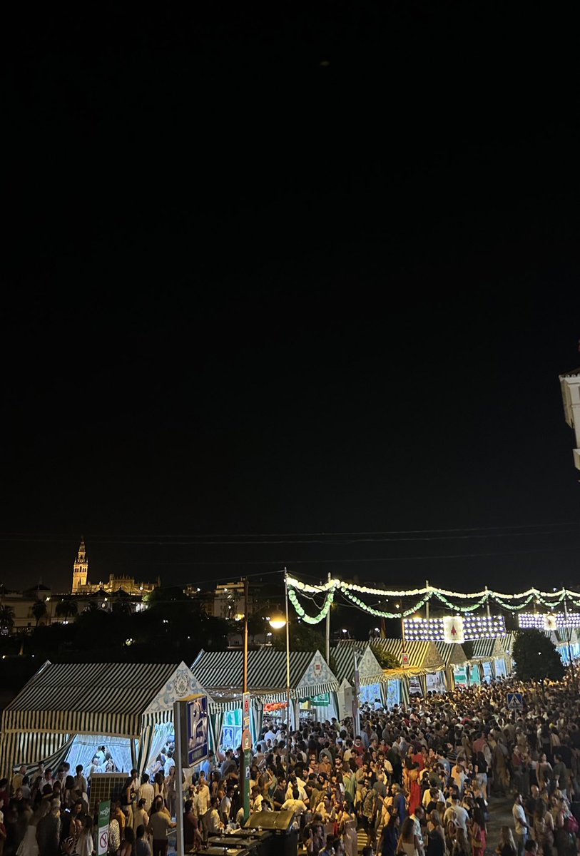 ᴬˡᵇᵉʳᵗᵒ🍿 tweet media