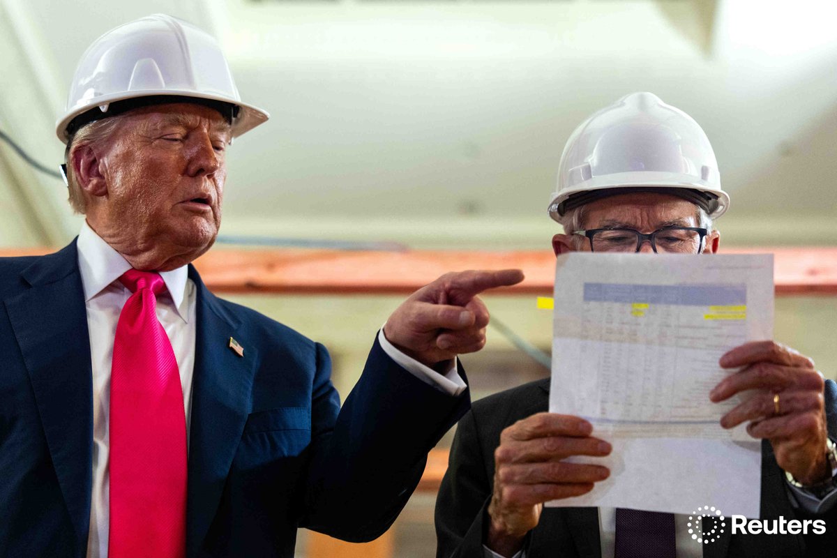 Federal Reserve Chair Jerome Powell fact checks POTUS during a tour of the Federal Reserve Building.

Powell: "You just added in a third building."

Trump: “It’s a building that’s being built.” 

Powell: “It was built 5 years ago.”

📷 for @reuters.