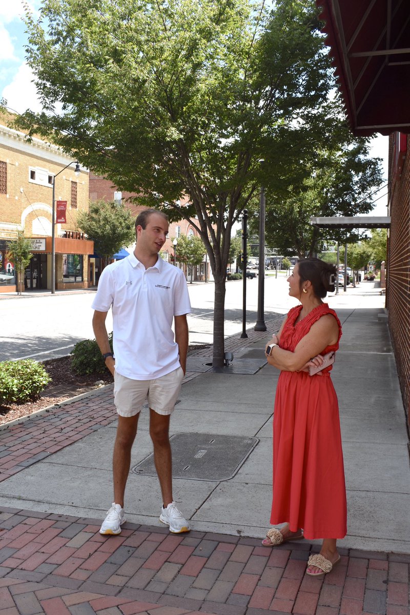 EthanClarkWX's tweet image. Today, I visited Sanford and had a great tour with the mayor and the Downtown Sanford leader. I am determined to connect with the people and places I serve on my weather page. North Carolina’s Weather Authority, I am looking at new way to connect with weather forecasting. #ncwx