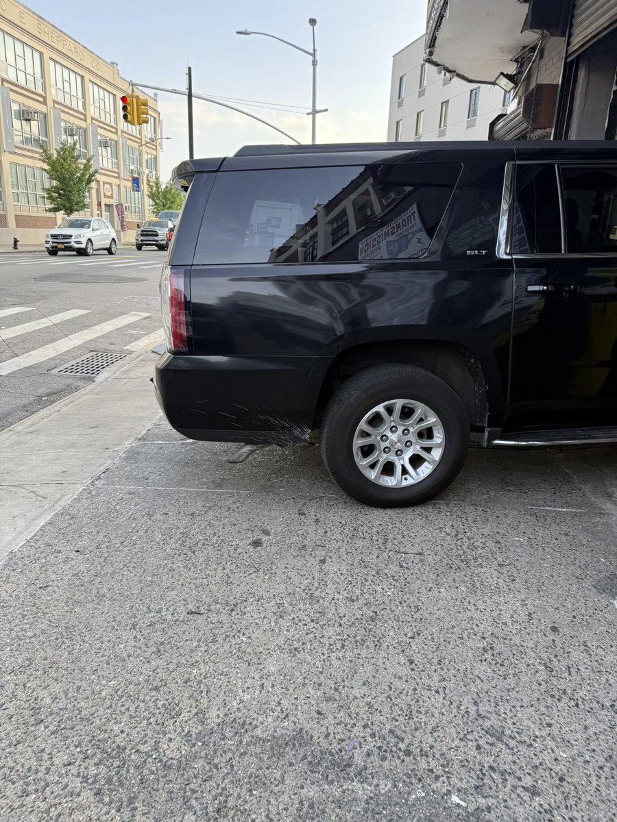 MartinScopes's tweet image. Really hope Zohran fires Tisch and gets a commissioner that cars about pedestrians for a change.