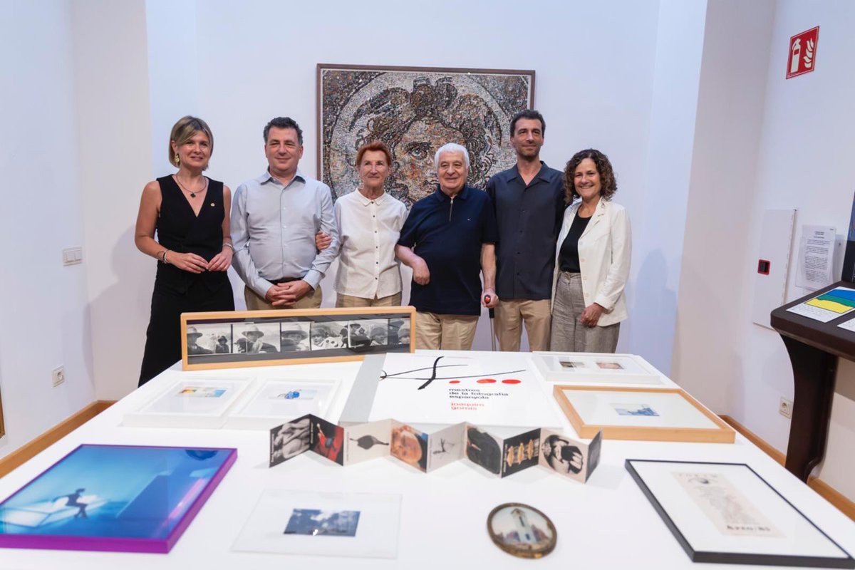 Sònia Hernández (@shalmodovar) on Twitter photo Avui hem presentat l’adquisició de la col.lecció Forvm de fotografia, per part de la <a href="/gencat/">Generalitat de Catalunya</a>. Les obres es dipositaran al <a href="/MAMTarragona/">MAMT</a>. Gràcies, Chantal Grande i David Balsells per la generositat i a la <a href="/Dipta_cat/">Diputació de Tarragona</a> i a tots els que hi heu treballat per fer-ho possible! Avui hem presentat l’adquisició de la col.lecció Forvm de fotografia, per part de la <a href="/gencat/">Generalitat de Catalunya</a>. Les obres es dipositaran al <a href="/MAMTarragona/">MAMT</a>. Gràcies, Chantal Grande i David Balsells per la generositat i a la <a href="/Dipta_cat/">Diputació de Tarragona</a> i a tots els que hi heu treballat per fer-ho possible!