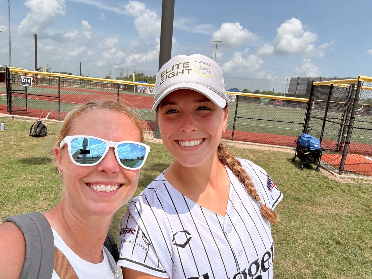 ELITE 8!!
<a href="/sluggers_16U/">Louisville Lady Sluggers Huecker-Norwood 16U</a> 
<a href="/HowellSoftball/">Francis Howell Vikings Softball</a> 
<a href="/FHVikings/">Howell Vikings</a>