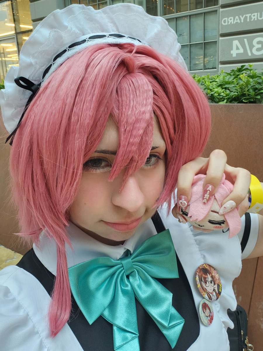 Lady_Shiratori's tweet image. Ignore the ominous hand prints! its not about that ( ᵔ ⩊ ᵔ )
#dandadan #ダンダダン