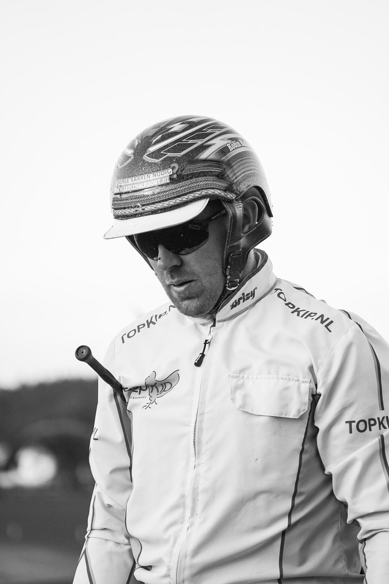 ✨ EOL vinner Däckterminalen – Norrlands Elitserie (Treåringslopp)! ✨
Robin Bakker styrde hem segern åt tränare Erwin Bot – på fina 12,8/2140a! 💪🏽🔥

Grattis till teamet!
Ägare: Top Kip Holding B.V. &amp; Gerrits Tr. GmbH

#bergsåker #norrlandselitserie #trav