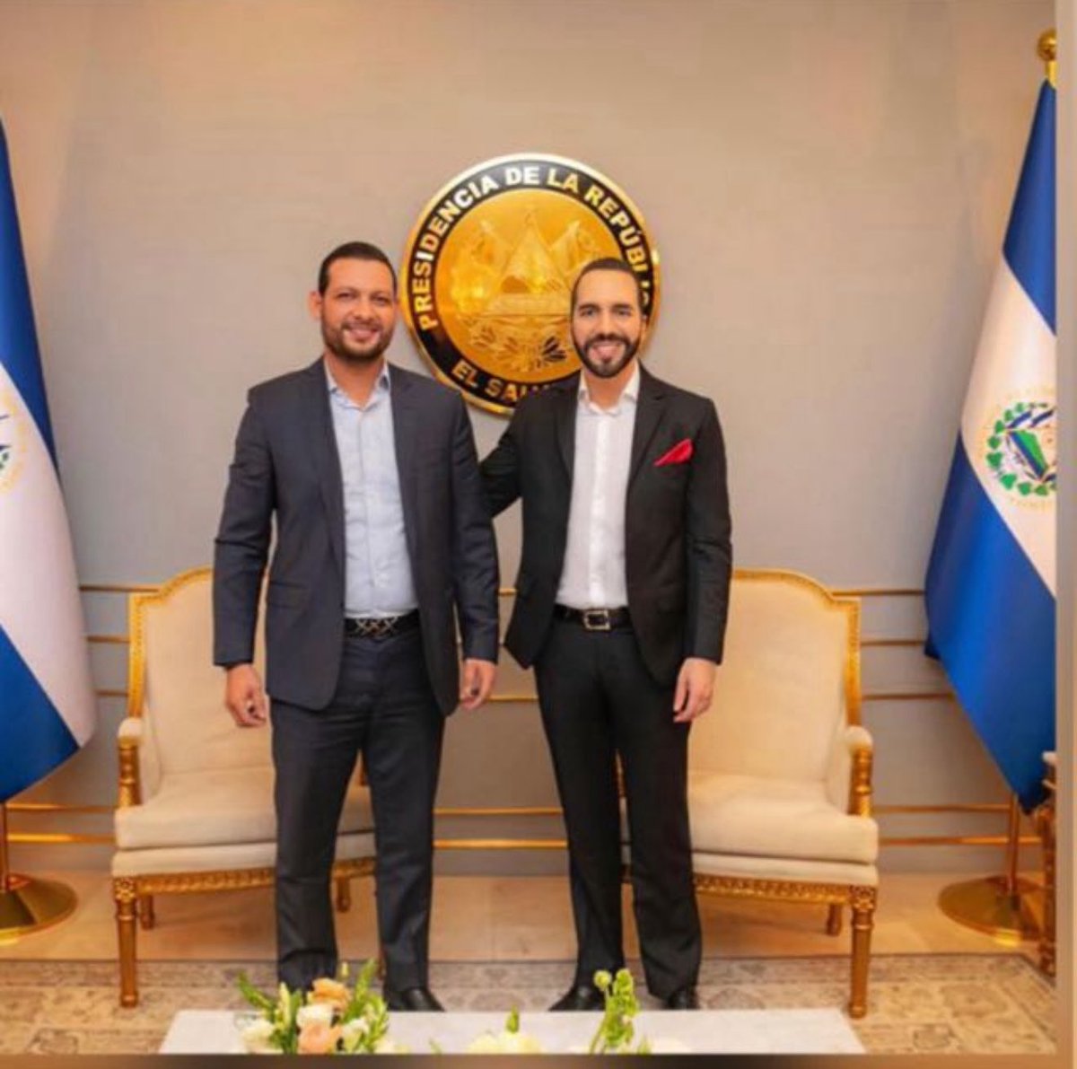 Feliz cumpleaños Presidente <a href="/nayibbukele/">Nayib Bukele</a> que Dios lo siga bendiciendo.
🥳🥳