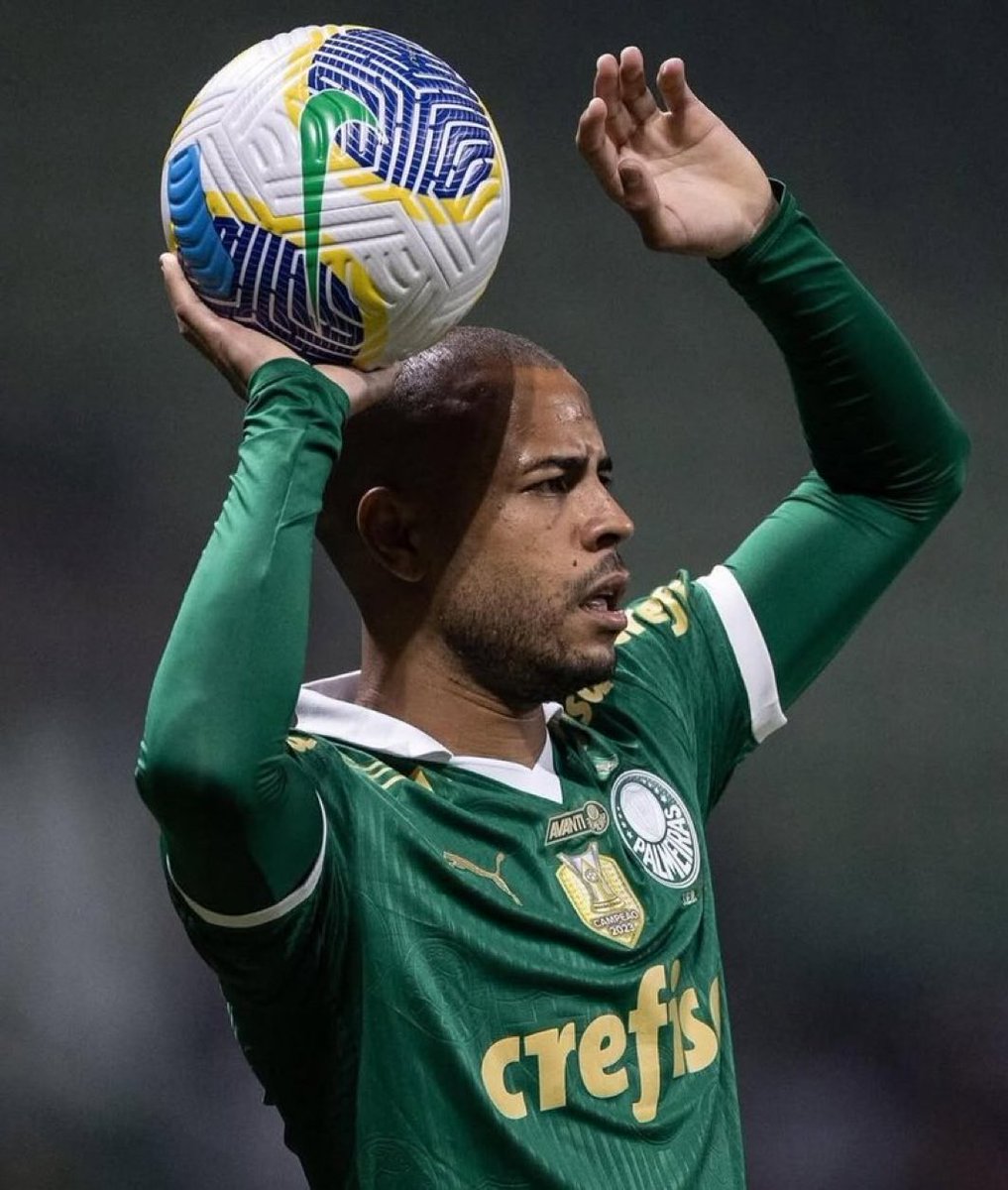 tirodicanto's tweet image. 🚨 A proposta do Santos para superar o Grêmio na disputa pelo lateral Mayke (32), do Palmeiras:
Cerca de R$ 1 milhão por mês de salários, além de luvas, por 2 anos e meio (até fim de 2027).
— @marco_amsouza | @gzhdigital