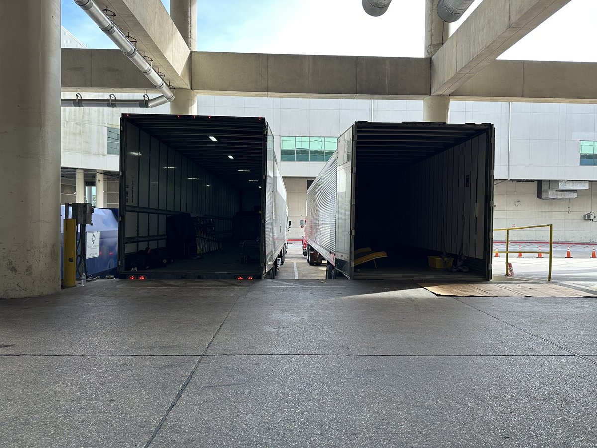 truckerDavidH's tweet image. The calm before the storm.