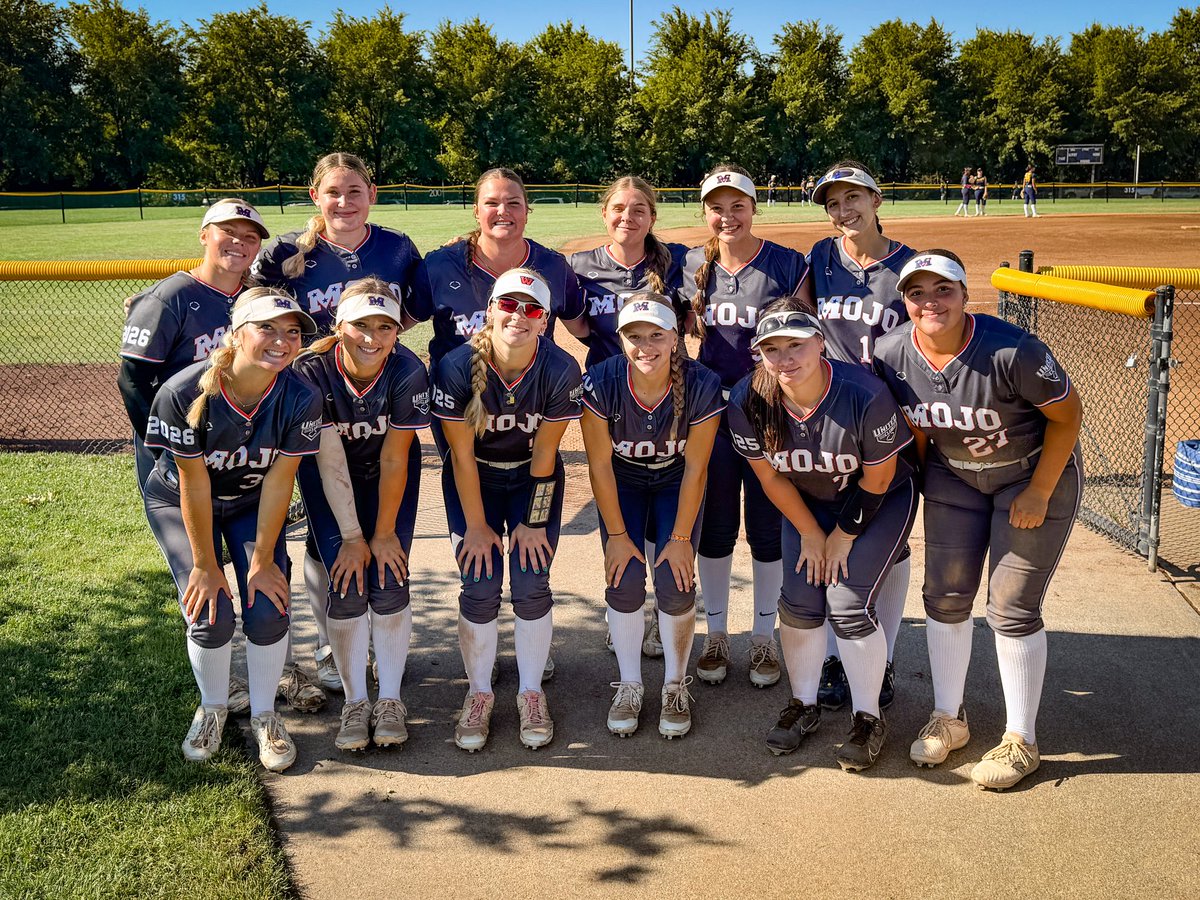 KDrake2026's tweet image. It has felt good to get back on the field a little bit with my team. I hit a HR 💣 today.
Here are some clips from the last couple days… and then a collision from yesterday that wasn’t too fun.
Next Game: 8am Hillsboro stadium field 2
.
.
.
@Shellypro1 @Pacific_U_SB…
