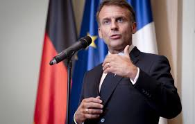 Le Crif fait semblant d'oublier l'histoire et s'emmêle les pinceaux. "En accordant aux Palestiniens en début de processus ce qu'ils doivent obtenir à la fin, cette reconnaissance prématurée incitera la partie palestinienne à ne plus faire aucun compromis, favorisant l'échec de