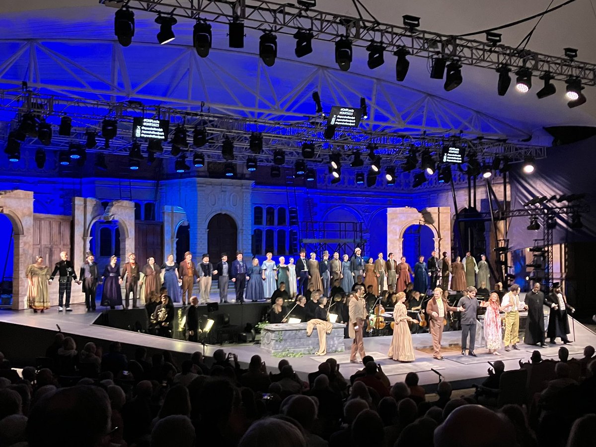 Adrian_Specs's tweet image. #OHPLucia is the kind of production to sneak up on you: haunting touches that come together by the close &amp;amp; stay in the mind. Soloists &amp;amp; ensemble all memorable - &amp;amp; @Jenni_France’s vivid, centred portrayal (the mad scene &amp;amp; all that surrounded it) was extraordinary. @operahollandpk