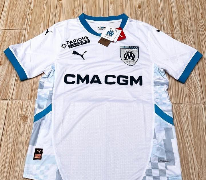 britnie_coco's tweet image. Looking for new EPl season jerseys ?
Worry no more shop with GINA for affordable and quality jerseys ❤️🔥🔥
We also do printing and Hoodies and sweat shirts
0111412995 leteni orders 🔥🔥