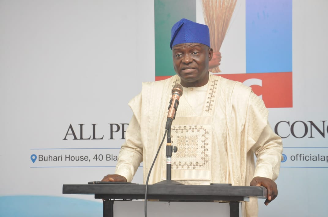 OfficialAPCNg's tweet image. APC ELECTS, CONGRATULATES NEW NATIONAL CHAIRMAN
Professor Nentawe Goshwe Yilwatda brings a wealth of administrative, technical and political experience to his new assignment...