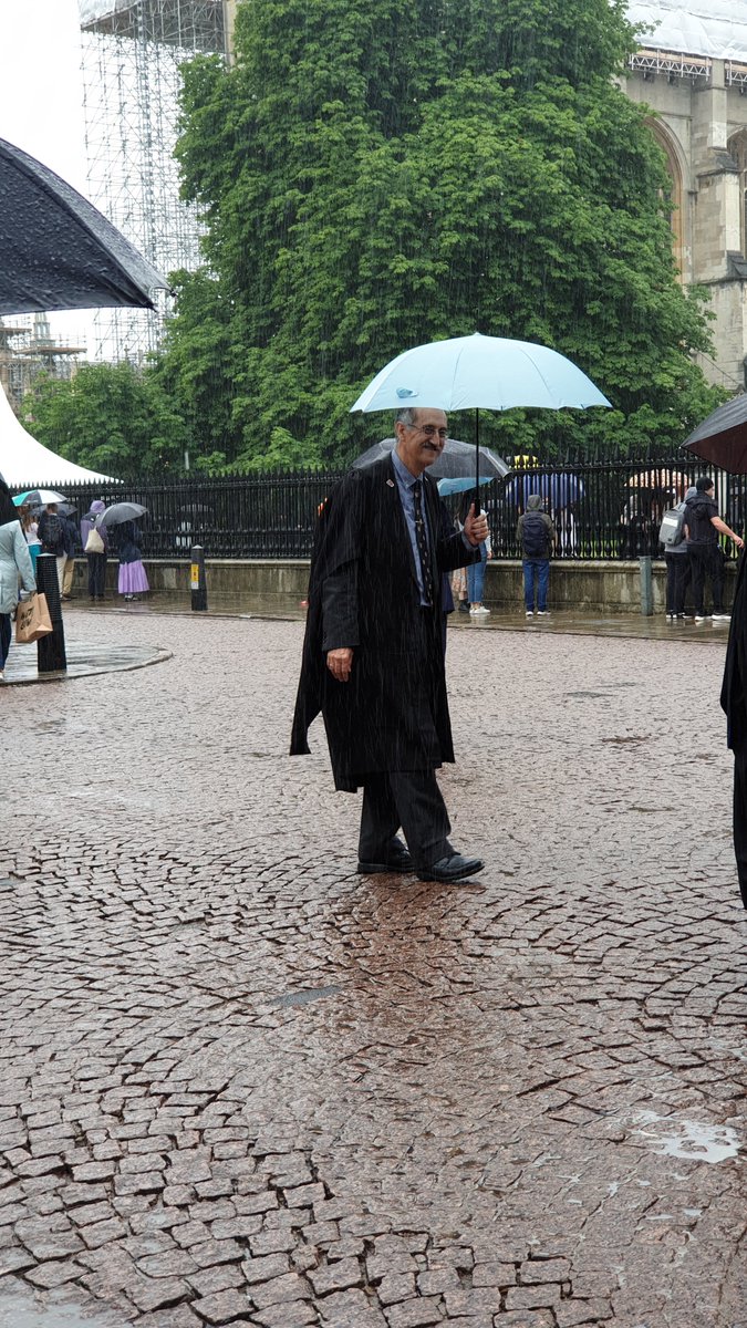 Carlos M Luque (@luquecm) on Twitter photo The second post is from a #Graduation ceremony at <a href="/Cambridge_Uni/">Cambridge University</a> almost exactly two years ago. Also unforgettable for many reasons, not the least because of the rain pouring on us all! 😅 #EnglishSummer #CambridgePics The second post is from a #Graduation ceremony at <a href="/Cambridge_Uni/">Cambridge University</a> almost exactly two years ago. Also unforgettable for many reasons, not the least because of the rain pouring on us all! 😅 #EnglishSummer #CambridgePics