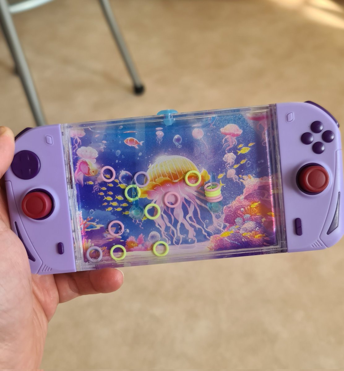 SulivenGAMING's tweet image. En exclusivité world première, la Switch 2 pro.
8K, 240 fps, 0 lag et pas de joycon drift.