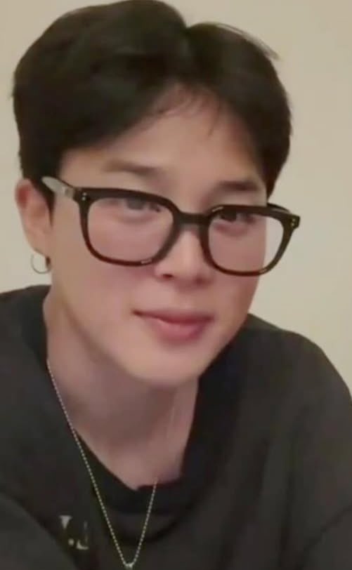 #CitySoulEarringpt2

#BTS #JIMIN ’s Accessories is produced by #oneenough 

#Modernenough #oneenoughcollection
•USD 88.00

 #bts #btsjimin #jimin #parkjimin #btsparkjimin #bangtansonyeondan #bangtansonyeondan  #btsarmy 

oneenough.co.kr