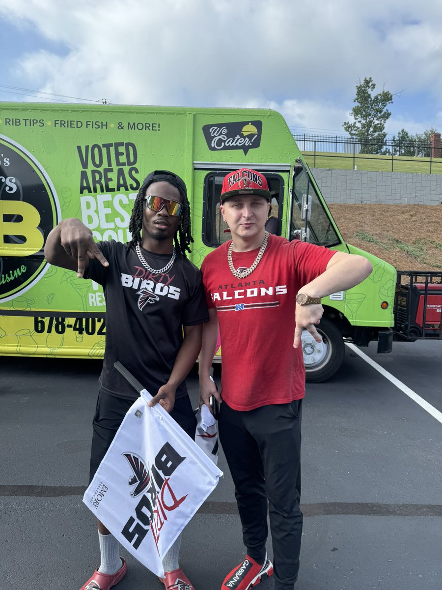 MR_ATLAG's tweet image. Oh yea……WE BACK🔥@biglowkuntry @YuriyATL @MARIOGA12000 @RIFalcons @BossmanGotti93 #DirtyBirds #nfltrainingcamp #NFL @AtlantaFalcons