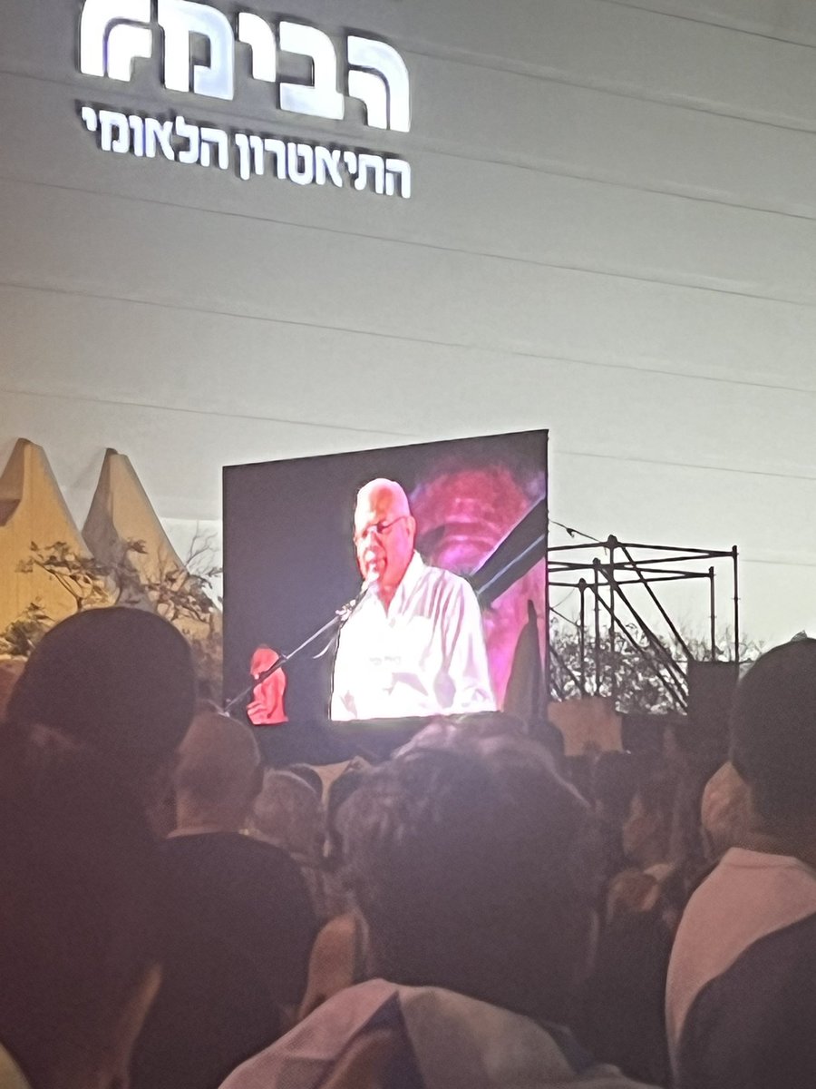 GurRavit's tweet image. הגיע הזמן לעצור את המלחמה של פושעי הממשלה.
מלחמה פוליטית ובזויה!
החזירו את החטופים ועצרו את הרג החיילים!