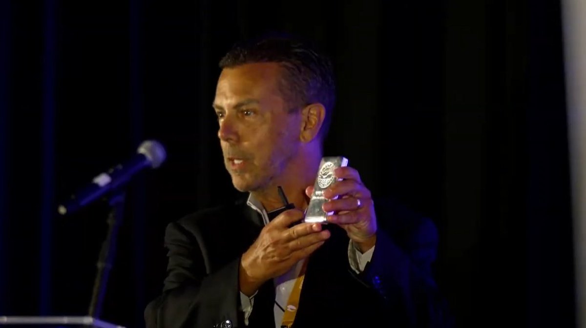 First Majestic (@fmsilvercorp) on Twitter photo CEO <a href="/keith_neumeyer/">Keith Neumeyer</a> <a href="/FMSilverCorp/">First Majestic</a> presents at the 2025 <a href="/RealRickRule/">Rick Rule</a> Symposium on Natural Resource Investing in Boca Raton 🇺🇸
Watch here <a href="/YouTube/">YouTube</a>: youtube.com/watch?v=jTq8Ov…
#TripleDigitSilver <a href="/FirstMintLLC/">First Mint</a> #BuyPhysical #GotSilver $AG CEO <a href="/keith_neumeyer/">Keith Neumeyer</a> <a href="/FMSilverCorp/">First Majestic</a> presents at the 2025 <a href="/RealRickRule/">Rick Rule</a> Symposium on Natural Resource Investing in Boca Raton 🇺🇸
Watch here <a href="/YouTube/">YouTube</a>: youtube.com/watch?v=jTq8Ov…
#TripleDigitSilver <a href="/FirstMintLLC/">First Mint</a> #BuyPhysical #GotSilver $AG
