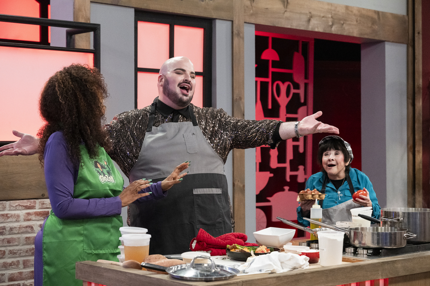 FoodNetwork's tweet image. There’s a new batch of recruits in the #WorstCooks kitchen! 🚨 These professional performers are used to stealing the spotlight, but in the kitchen, they're dishing out disasters 🫣
Can Anne Burrell and new mentor @GabeBertaccini turn a talented bunch of culinary train wrecks…