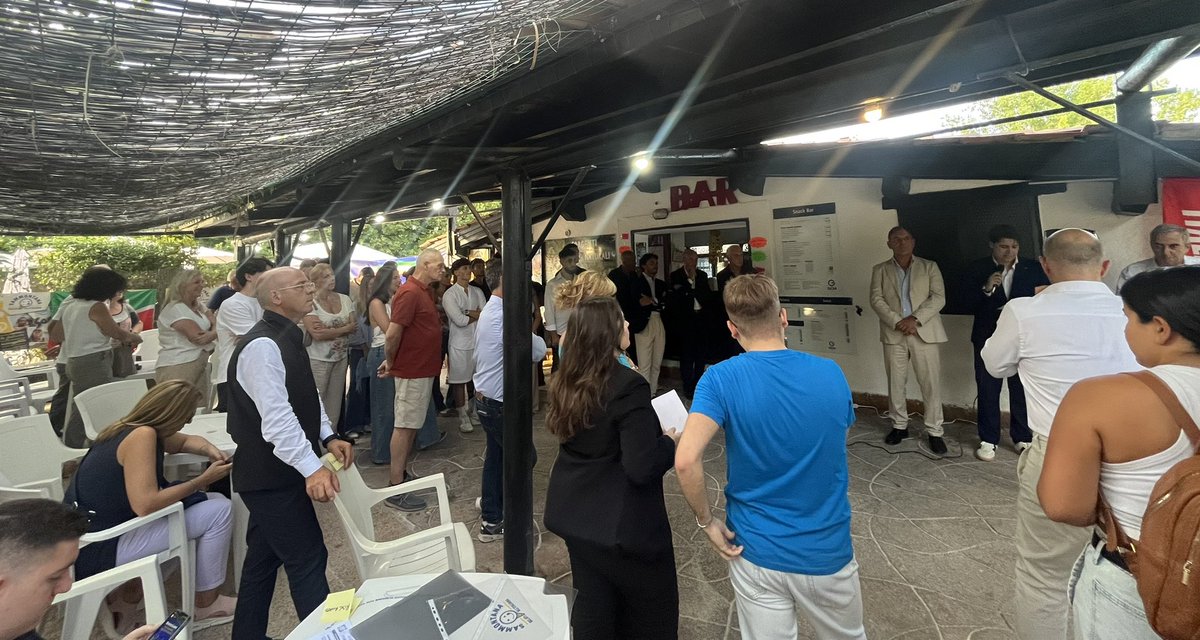 Maurizio Gasparri (@gasparripdl) on Twitter photo Con il sindaco di #Tivoli Innocenzi, lâOn. Battilocchio, Strafonda, Gallotti, Sassano, Lanci inauguriamo il nuovo coordinamento cittadino di <a href="/fi_giovani/">Forza Italia Giovani</a> guidato dal giovane Emanuele Ferrante. Con il sindaco di #Tivoli Innocenzi, lâOn. Battilocchio, Strafonda, Gallotti, Sassano, Lanci inauguriamo il nuovo coordinamento cittadino di <a href="/fi_giovani/">Forza Italia Giovani</a> guidato dal giovane Emanuele Ferrante.