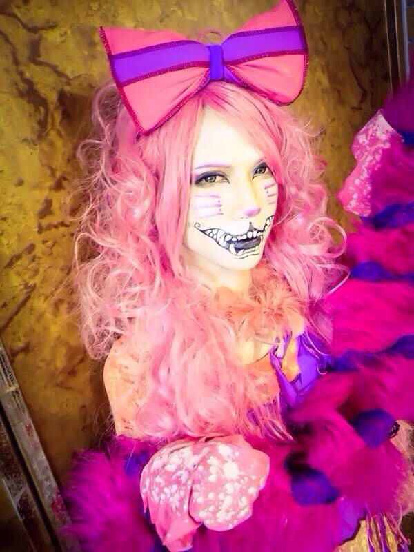 wizarddickballs's tweet image. i wish shinya would turn into a furby