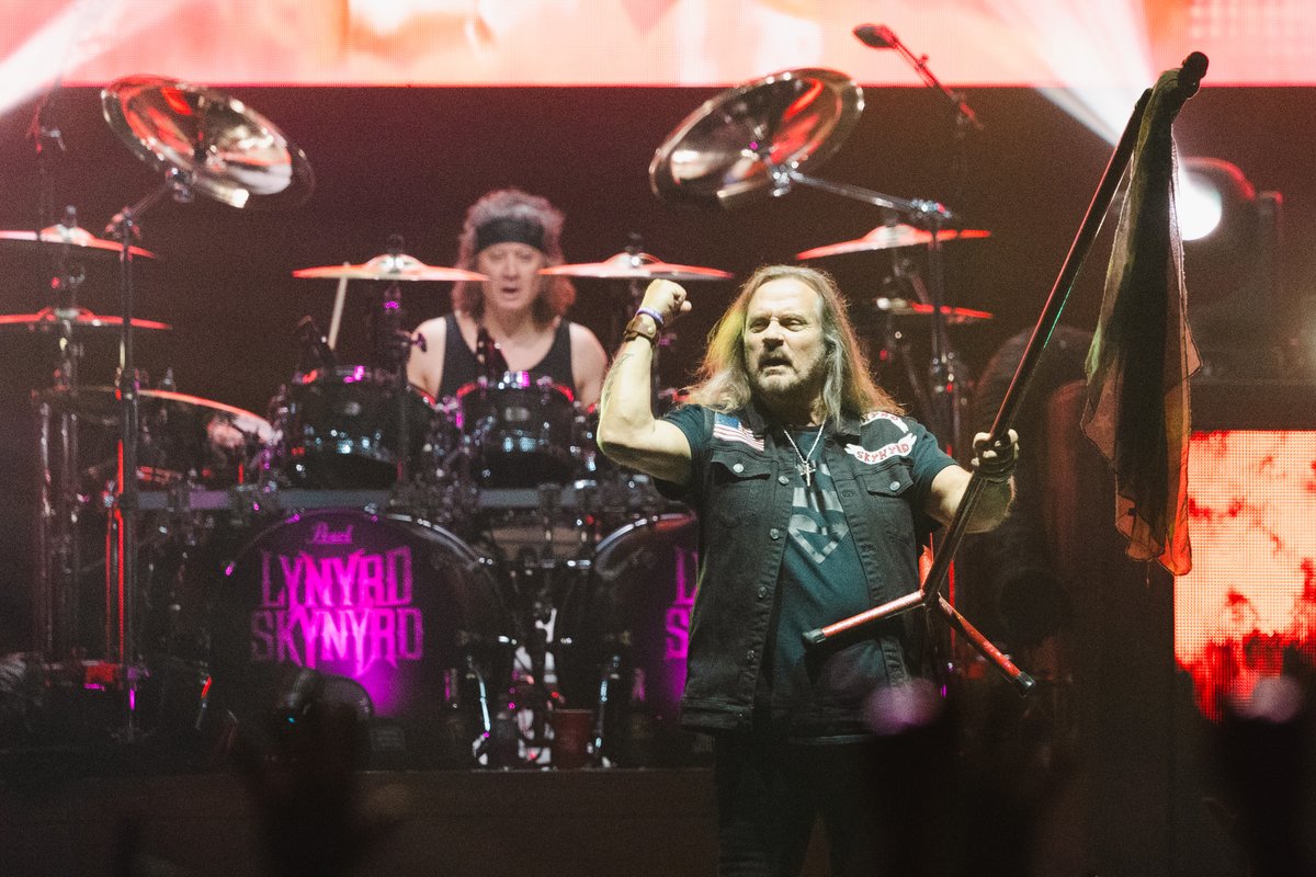 OVOArena's tweet image. What a fun night it was, thank you @Skynyrd for joining us at @OVOArena Wembley! πΈ
Photos: John Williams
#lynyrdskynyrd #ovoarenawembley #rockandroll