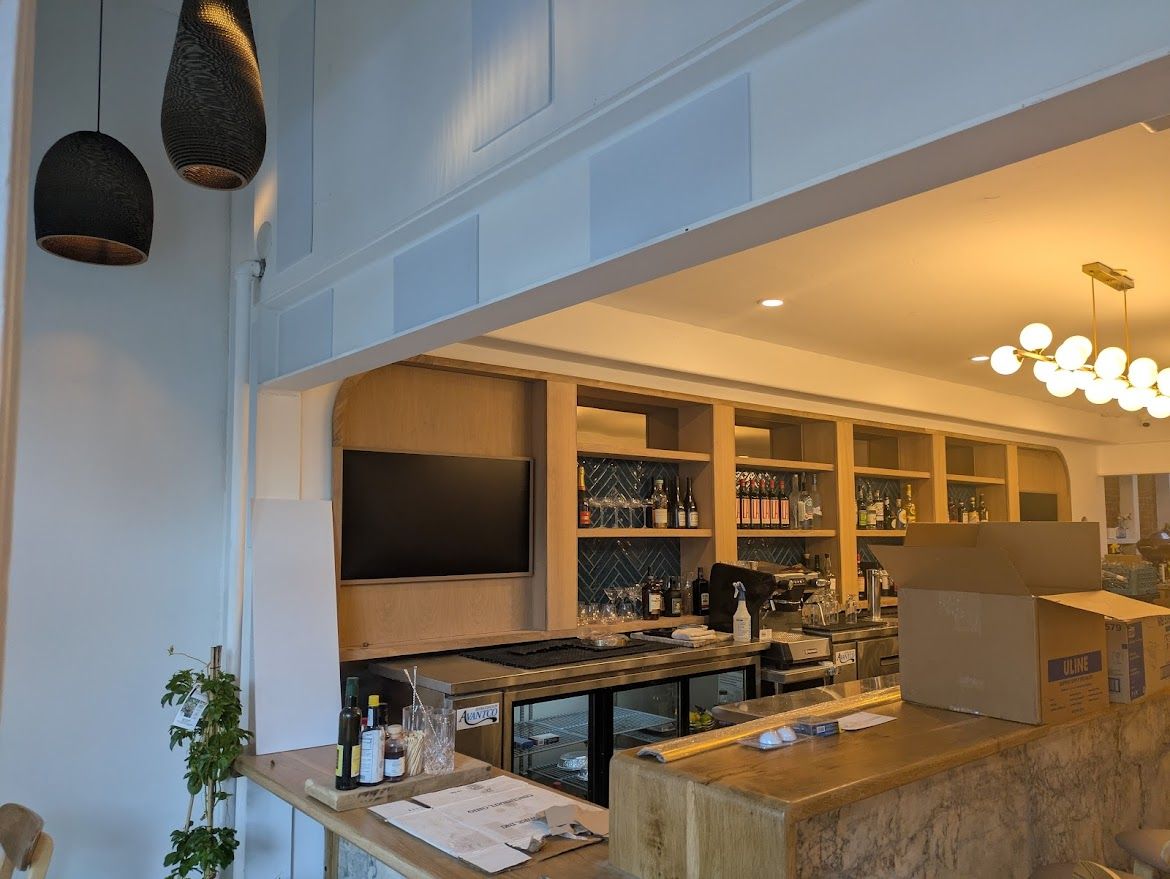 EdibleSB's tweet image. Dom's is coming along...
30 East Victoria Street
buff.ly/x6Z0am3
#SantaBarbara #Downtown