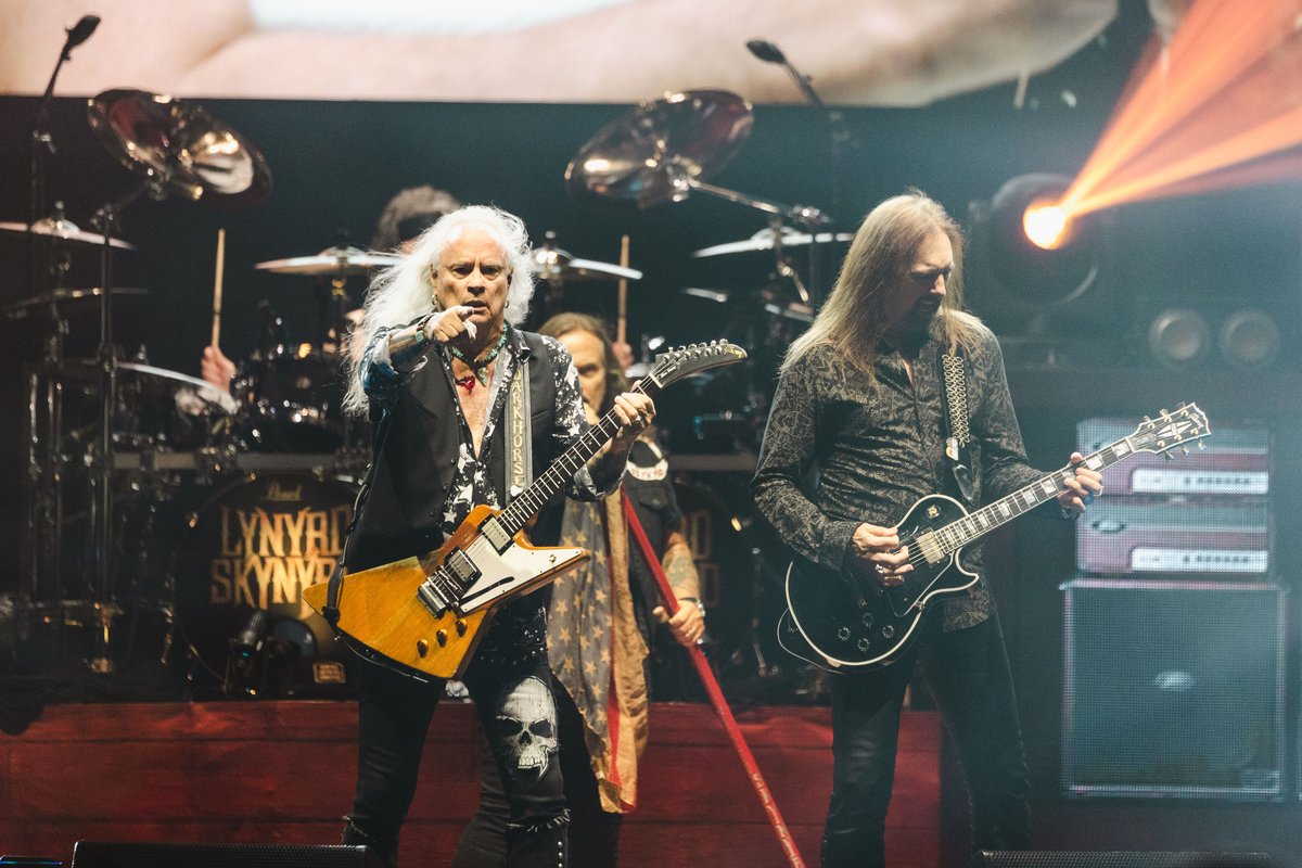 OVOArena's tweet image. What a fun night it was, thank you @Skynyrd for joining us at @OVOArena Wembley! πΈ
Photos: John Williams
#lynyrdskynyrd #ovoarenawembley #rockandroll