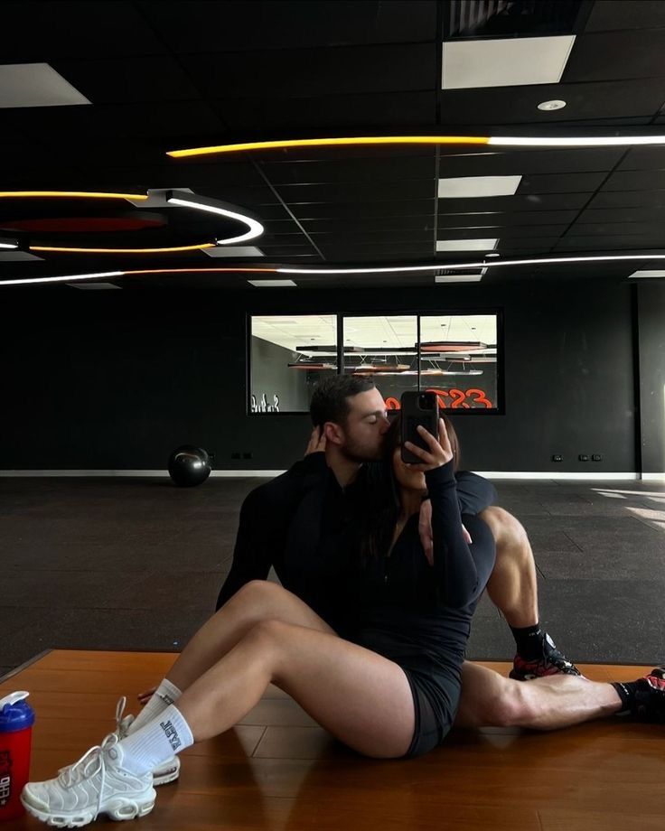 𝐒𝐜𝐫𝐨𝐥𝐥 𝐩𝐢𝐜𝐬 (@scrollpics) on Twitter photo 