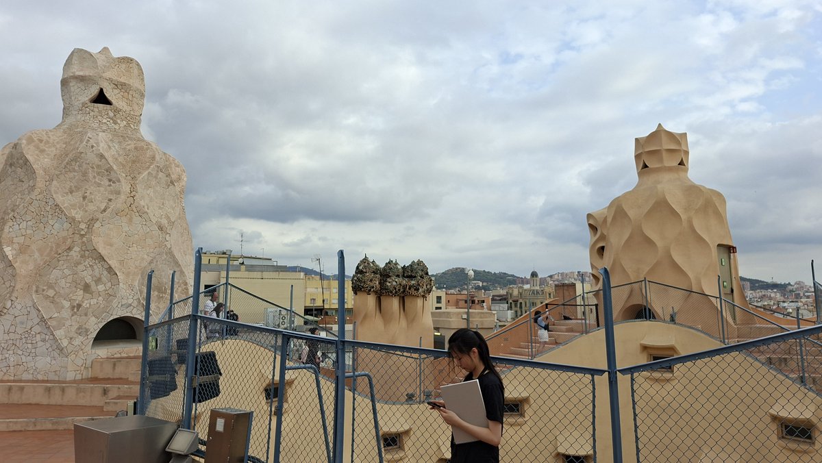 🎉 Great success of the Engineering Gaudí workshop, organised by La Salle-URL as part of the Barcelona International Youth Science Challenge (#BIYSC2025) by <a href="/FCLP_Fundacio/">Fundació Catalunya La Pedrera</a>.

An inspiring experience for students and researchers! ✨

🔗Info: link.salleurl.edu/52n