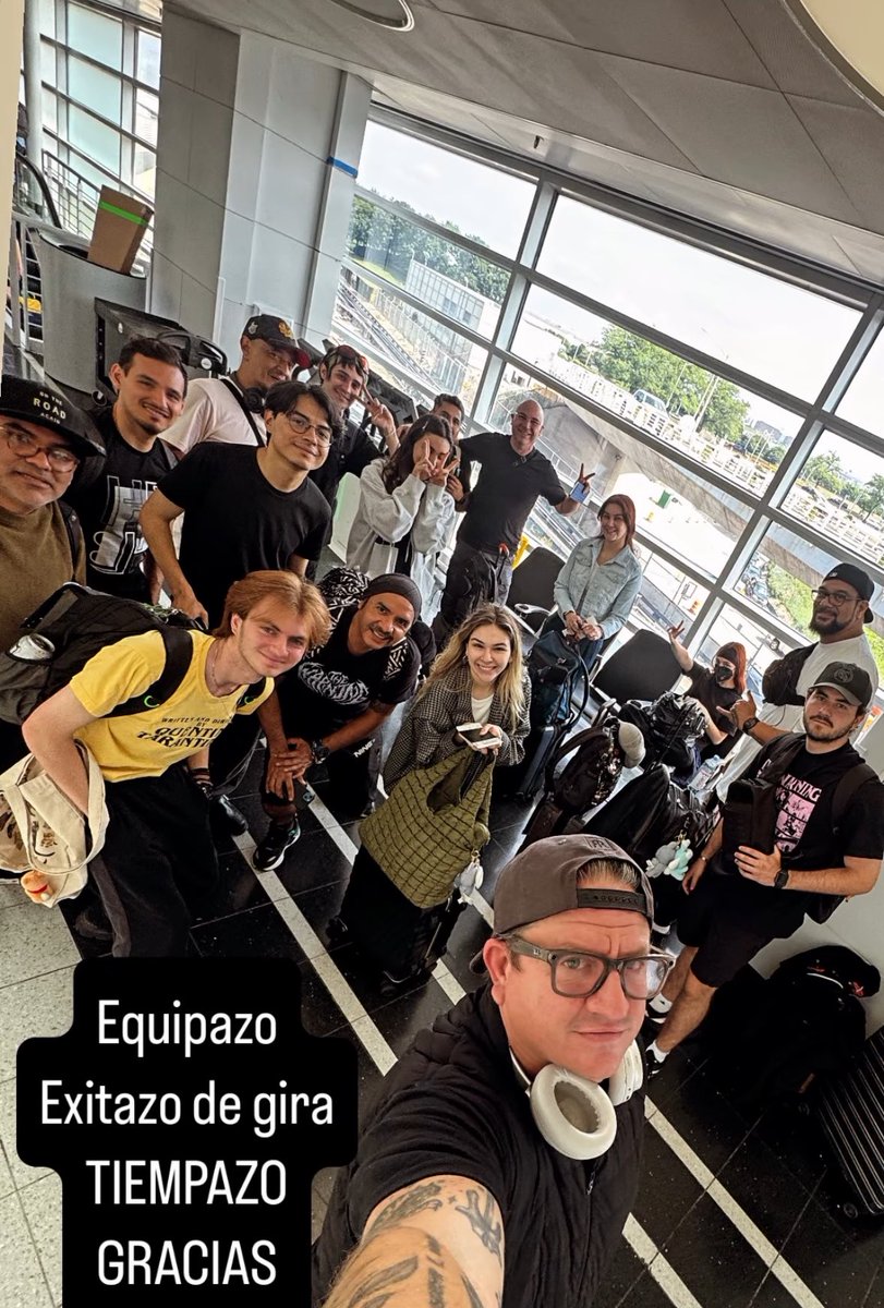TheWarningNews's tweet image. The Warning y su equipo han cerrado su tour por USA 🇺🇸
Regresan a México para su último concierto en Pachuca Rock Festival el 3 de Agosto, y así terminar su gira por el 2025.
📸: Rudy Joffroy.