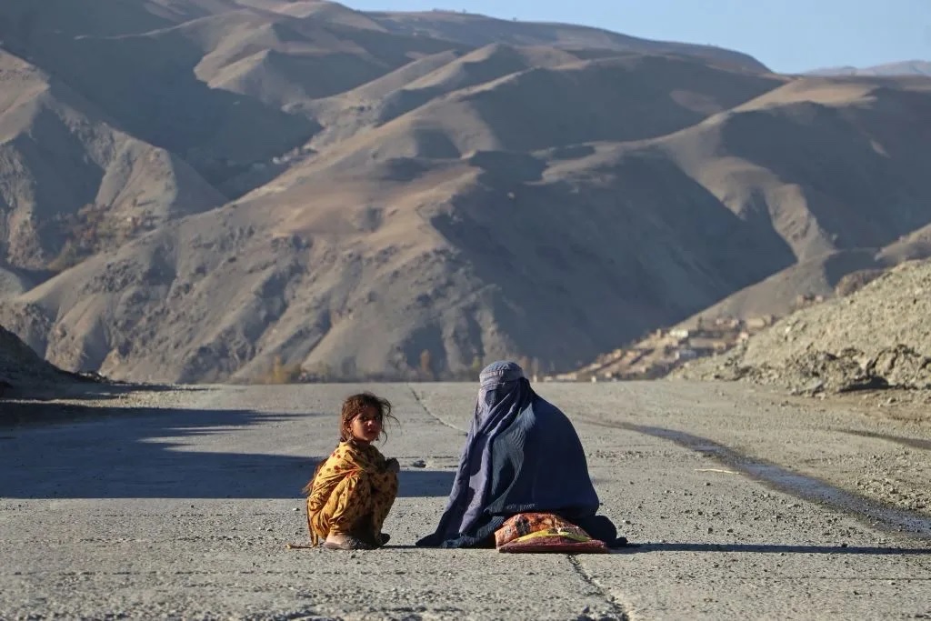 Disturbing surge in female suicides in Taliban-controlled Afghanistan: A rise in depression and suicide attempts among Afghan women is linked to Taliban's restrictive policies against women. School closures, limited access to education and work, and a mandate for a male chaperone