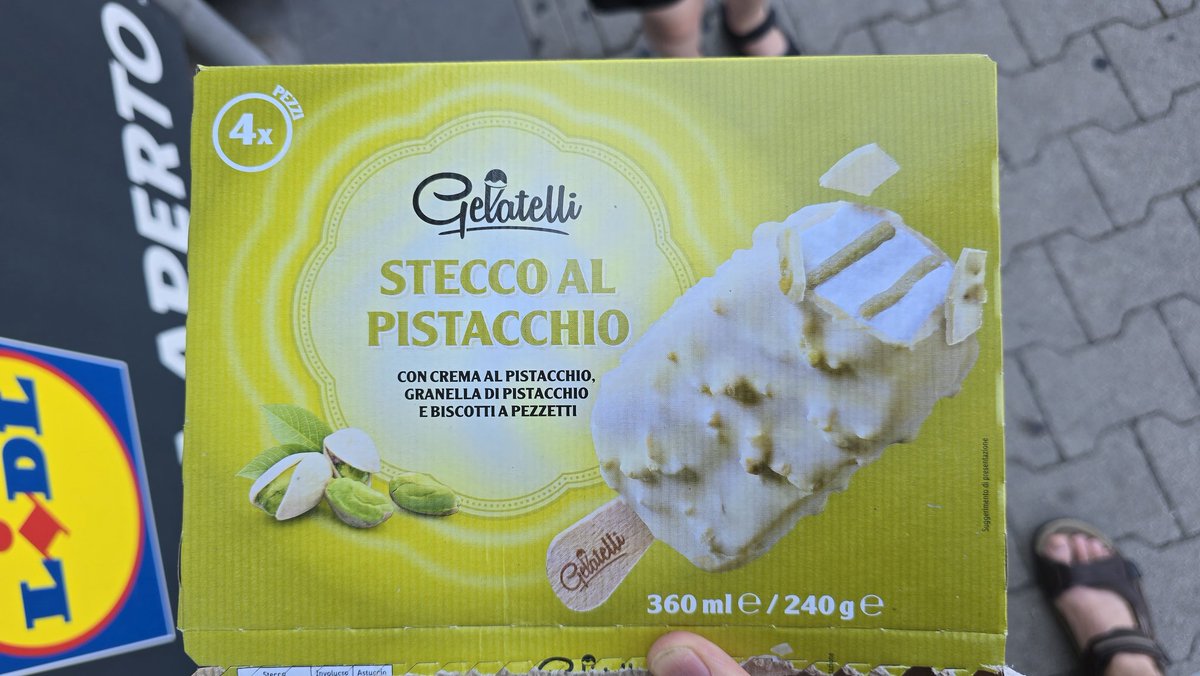 Gegeten in Italië
Dit is goud, <a href="/LidlNederland/">Lidl Nederland</a>
Wanneer is het ook in Nederland verkrijgbaar?
#ijs
#pistache
#lidl