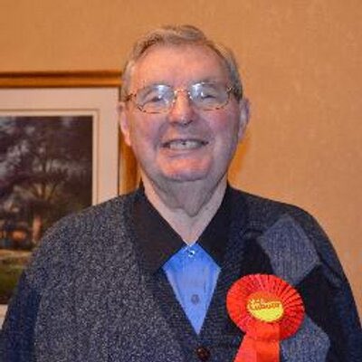 asgharlab's tweet image. It is deeply saddening to hear of the passing of Mick Lyons, a towering figure in the Leeds Labour and trade union movement.
Mick’s legacy will live on, but his absence will be deeply felt. My deepest condolences to Cllr @debracoupar and
their wonderful family. RIP comrade!
