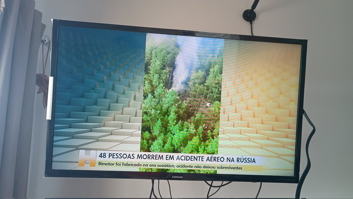 LucasDavid15's tweet image. Avião particular cai direto. Quase todo mês se tem notícia de um. Avião comercial já é mais difícil. Mas esse ano, está acontecendo quedas de aviões comerciais fora do comum. 

Mais um acidente de avião comercial esse ano. Recentemente, tivemos a Índia e agora a Rússia.