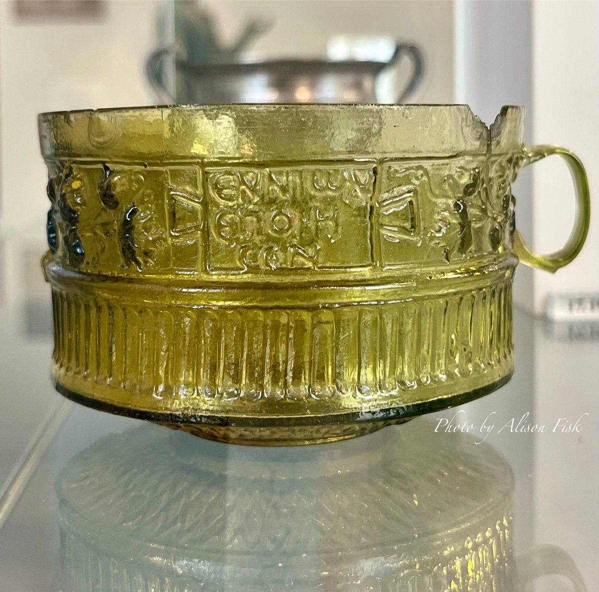 Roman glass cup signed by master glassmaker ‘Ennion’. AD 30-70.

Ennion was the first glassworker to ‘brand’ his work some 2,000 years ago, by incorporating his name into the mould’s design.

The Met 📷 by me

#Archaeology