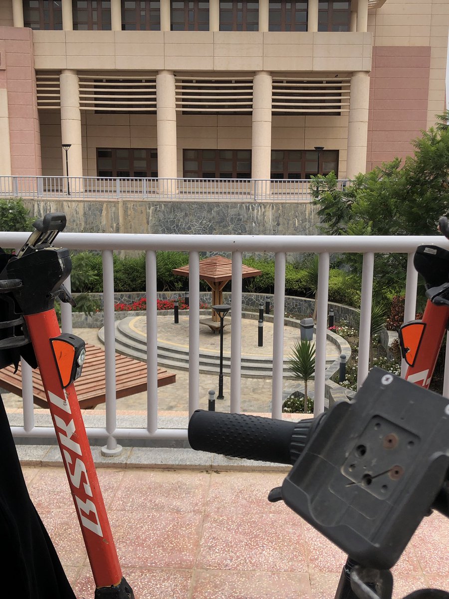 Fifth week at KAUST Summer Camp, an enriching and memorable one ✨

Had the honor to meet Eng. Abdulaziz Al Mathami, Deputy Minister for Planning &amp; Digital Transformation at the Ministry of Hajj &amp; Umrah,
and Dr. Hamed Alqarni, VP for Graduate Studies &amp; Scientific Research at KKU.