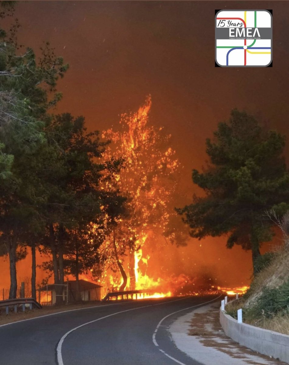 christianamark2's tweet photo. Οι Προσευχές και οι σκέψεις μας είναι μαζί με τους πληγέντες 🙏 🙏🙏 και όλους τους συνανθρώπους μας που δίνουν την άνιση αυτή μάχη με τις φλόγες ❗️🔥🇨🇾
Είμαστε Δίπλα σας, Μαζί σας….
Η Παναγία, βοήθεια μας 🙏
#PrayforCyprus #PrayforLimassol
#CyprusWildFires #Limassol #Fires https://t.co/zf8EnDjAJ9