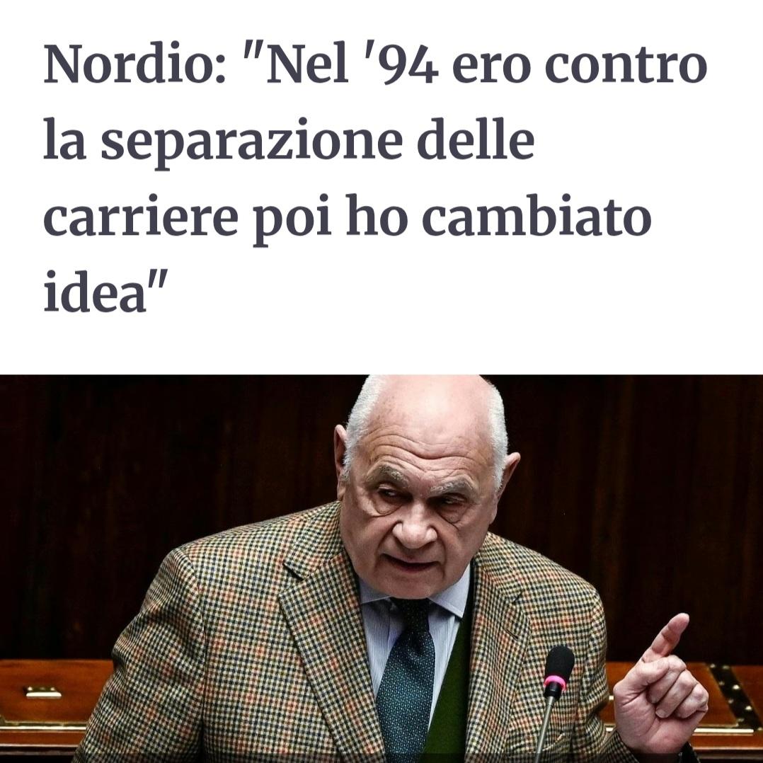 Ci sono politici che dal 1994 hanno cambiato più partiti e alleanze che mutande.
Saltando anche da sinistra a destra.
E viceversa.
Come la vispa Teresa.
Ma ora tutti fanno oh, come i bambini di Povia, su #Nordio che ha cambiato idea sulla #separazionedellecarriere...
#24luglio