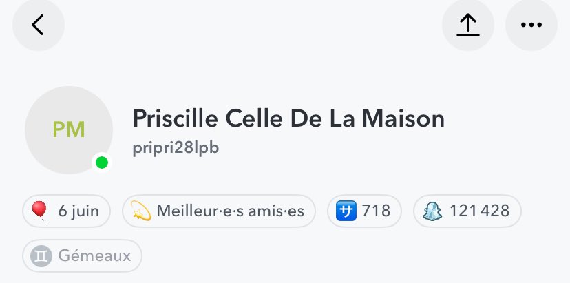 SLEEZE2K's tweet photo. EH FOU RIRE LE FLYER DE MA PETITE SOEUR🤣🤣 (elle coiffe vrmt bien par contre) https://t.co/2agdGcpFIp