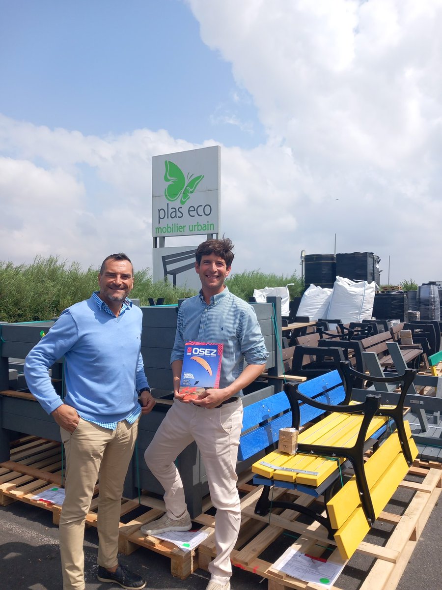 fguegueniat's tweet photo. Superbe visite de #Plaseco de @VilleVerson ce jour.
Merci à son dirigeant de son accueil.
Une entreprise locale au rayonnement national... on aime ce savoir faire @Caenlamer @Caen_Normandie
@JoyauNicolas
#osez https://t.co/F8p2gsFBt1