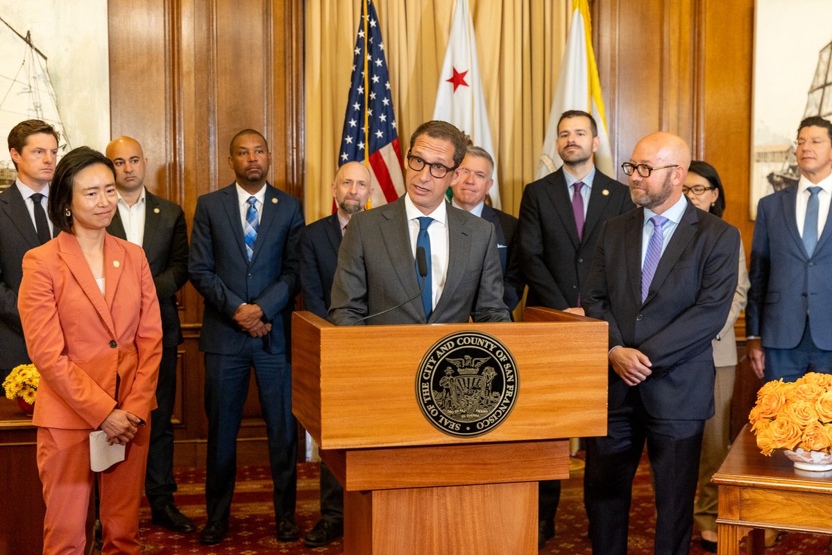 DanielLurie's tweet image. When I came into office, San Franciscans were ready for change. Families were questioning whether to stay. Small businesses were struggling. Residents had lost trust that city government could deliver.
On top of that, we inherited an $800 million deficit—the result of years of…
