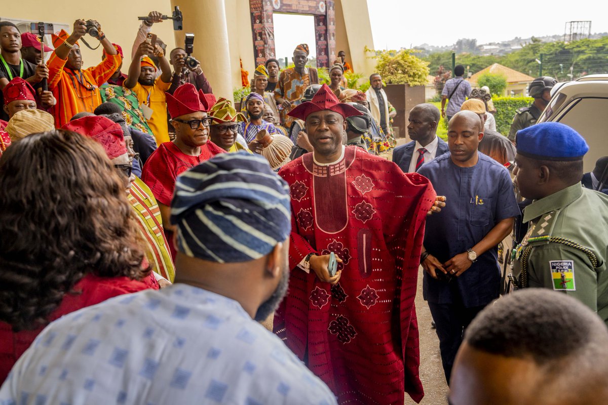 Adebo_ogund's tweet image. Today, I had the honour of attending the grand finale of the International Tourism Summit Oyo State 2025
Under the theme “Sanctuary of Yoruba Heritage: A Celebration of Roots and Legacy,” the summit showcased Oyo’s vibrant culture while unveiling strategic opportunities that…