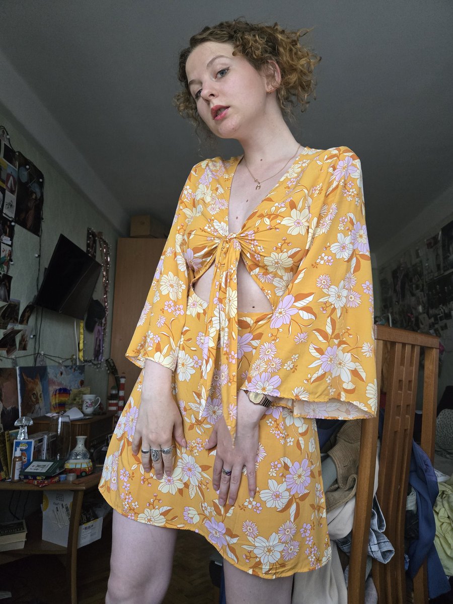 choco_emo's tweet image. Куколка!