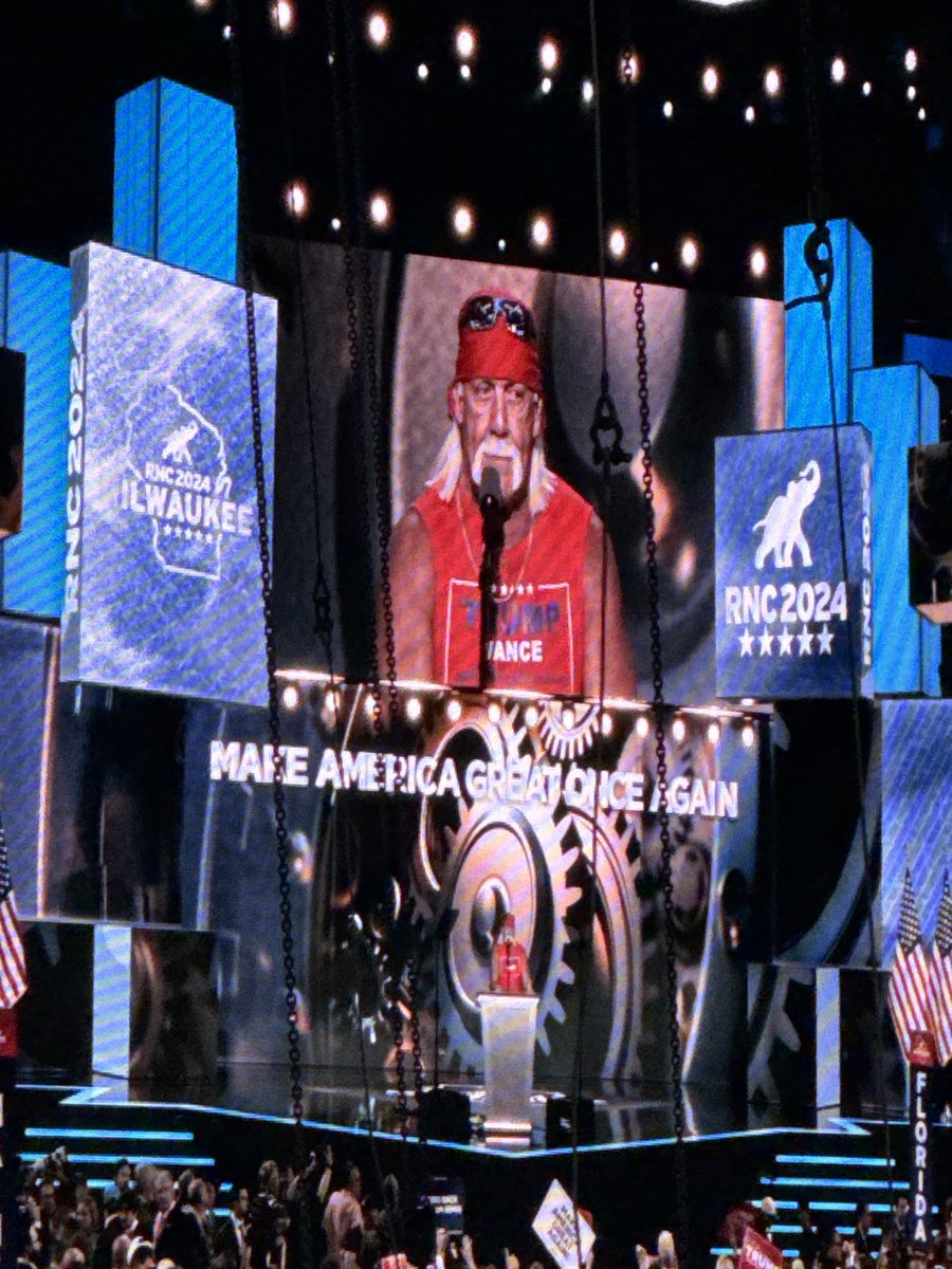 Judgemock's tweet image. I took this photo at the RNC convention a little over a year ago. RIP Hulk Hogan 🙏🏻
The world lost a true icon today. #RIPHulkHogan #ThankYouHulk #WrestlingLegend