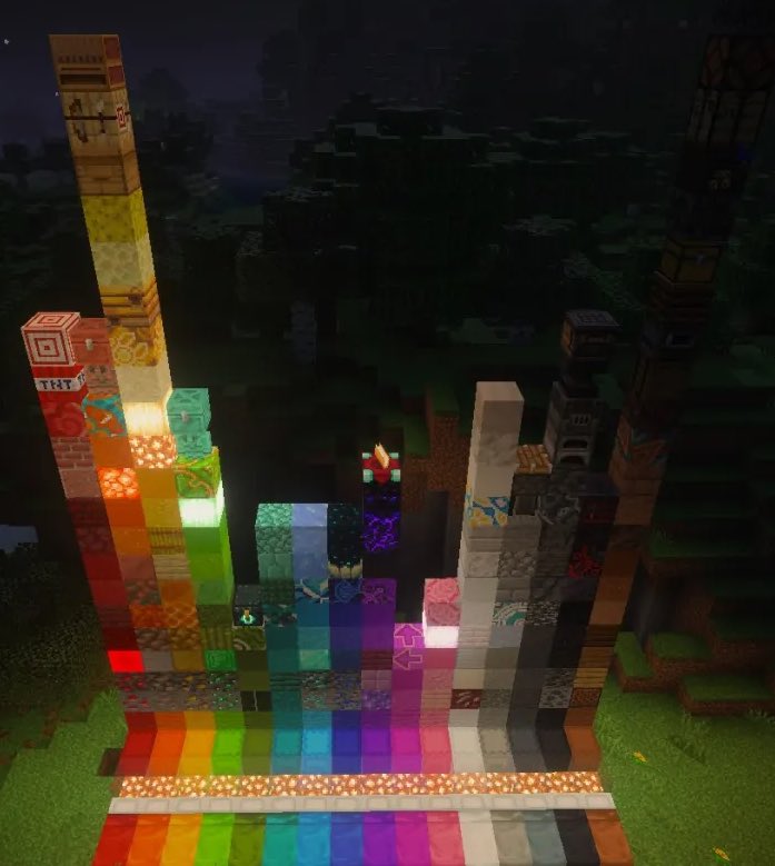 RealCleora's tweet image. I made my own Minecraft block and item pallet #minecraft #Minecraftbuilds
What am I missing?